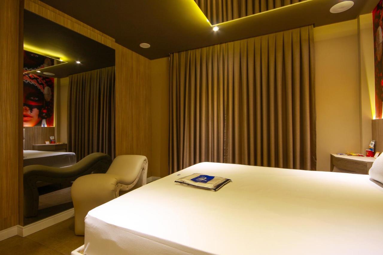 Motel Golf (Adults Only) Osasco Luaran gambar